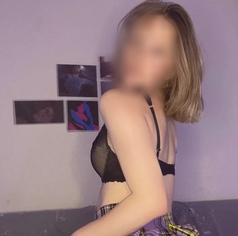Manuela, 21 años